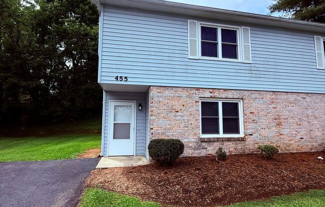 1064PH - 445-495 Miller Court Properties - M