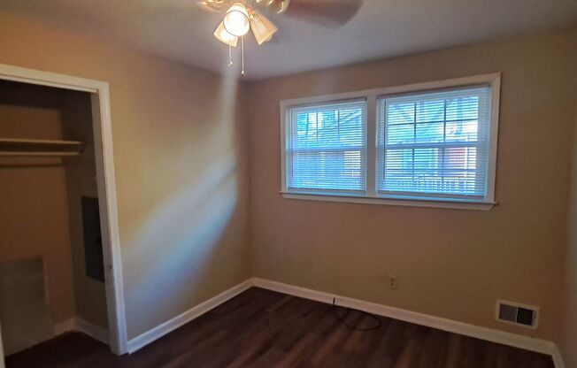 4 beds, 2 baths, $1,595