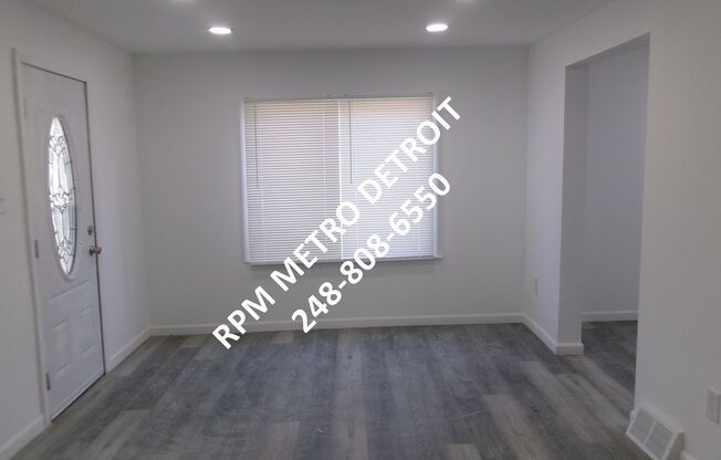 3 beds, 1 bath, $1,495, Unit (OM)