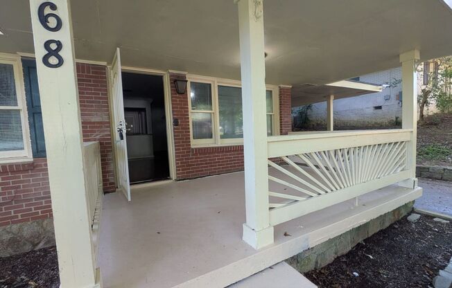 2068 E Lilac Ln - Cozy 3 Bedroom Home with Huge Backyard in Decatur, GA
