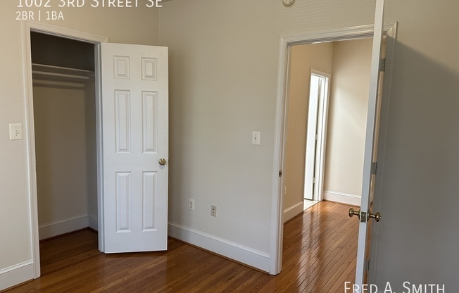 1002 3 ST SE