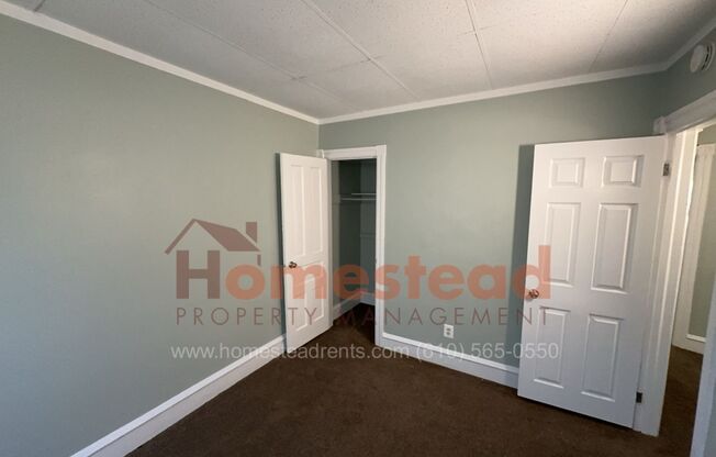 3 beds, 1 bath, $1,600