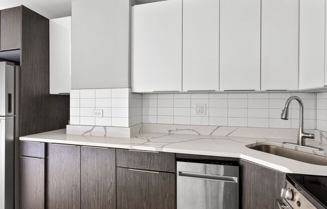 Studio, 1 bath, 250 sqft, $1,425, Unit 1D