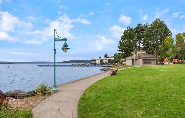 3 beds, 3.5 baths, $6,100