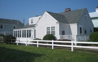 114 - 54th Street