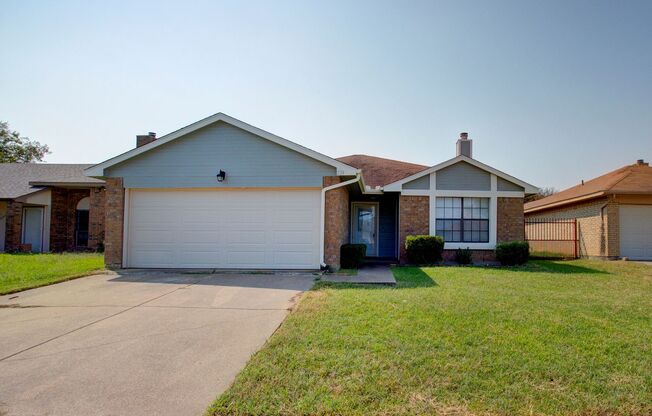 Available October 1st & Half Off 3rd Month’s Rent – Move-In Special! | 3 Bd, 2 Ba