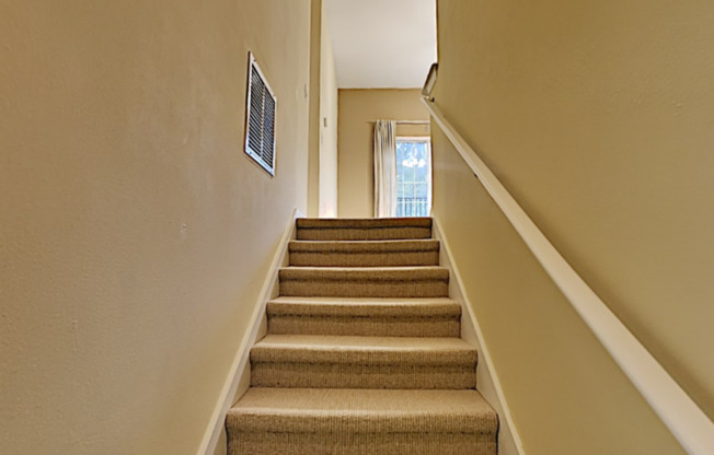 2711 PINE OAK TRL