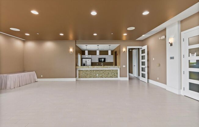 2 beds, 2 baths, $2,695, Unit #104