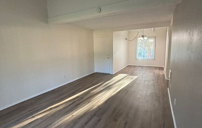 1 bed, 1 bath, 780 sqft, $2,425, Unit 94