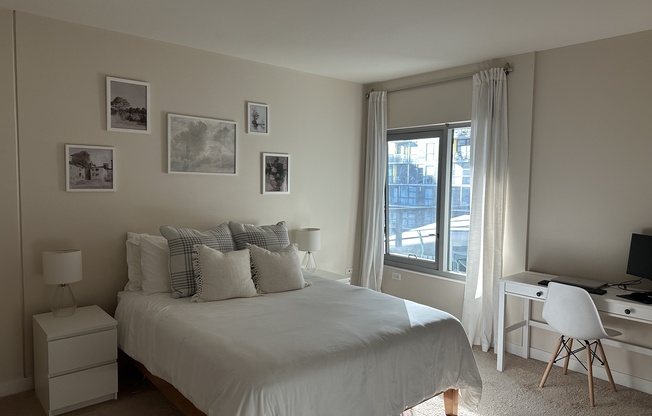 1 bed, 1 bath, 760 sqft, $2,715, Unit 720