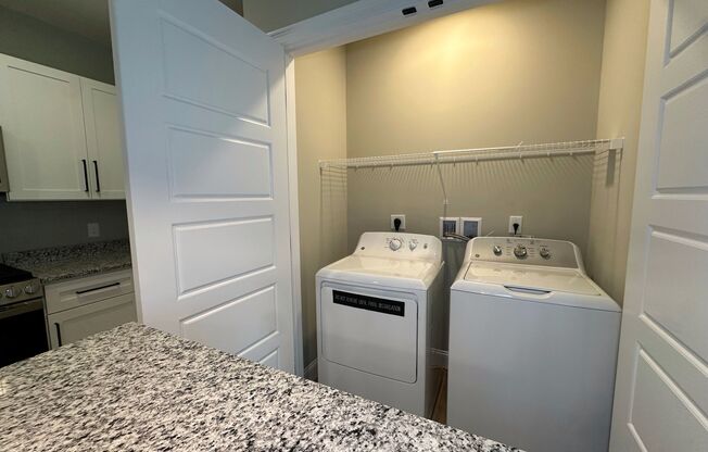 2 beds, 2 baths, 1,218 sqft, $2,725, Unit L31