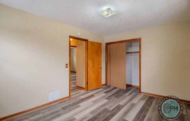 3 beds, 1 bath, $1,595