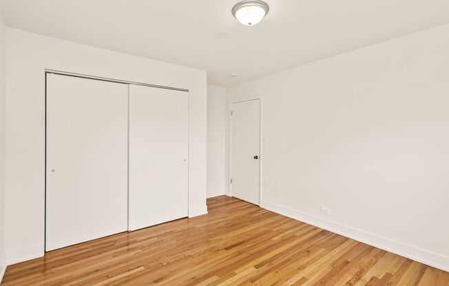 3 beds, 2 baths, $3,695, Unit 602