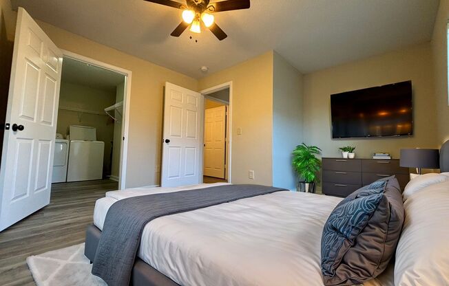 1 bed, 1 bath, $1,295, Unit 3687-C