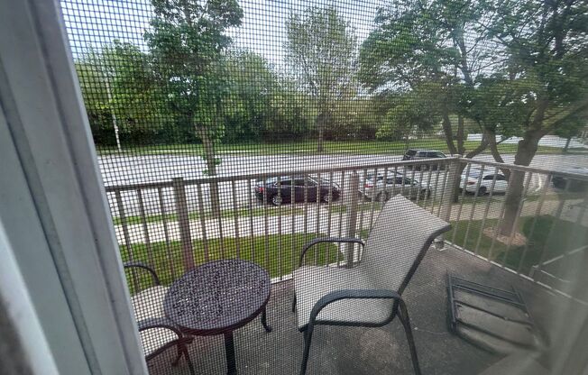 1 bed, 1 bath, $1,025, Unit 5