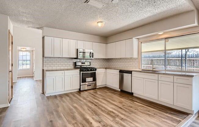 427 QUINTANA DR