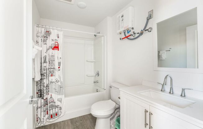 2 beds, 2 baths, 1,150 sqft, $1,995, Unit 402