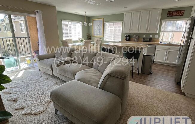 2 beds, 2 baths, $3,150, Unit Unit 6