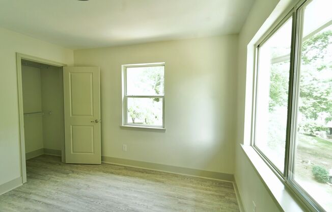 2 beds, 1 bath, 1,040 sqft, $1,850, Unit 539WD01