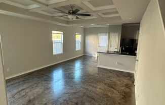 3 beds, 2 baths, 2,350 sqft, $1,500, Unit 4