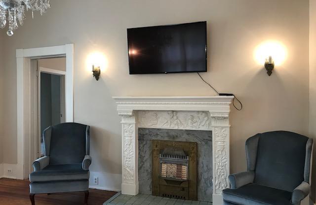 2 beds, 2 baths, 1,200 sqft, $1,500