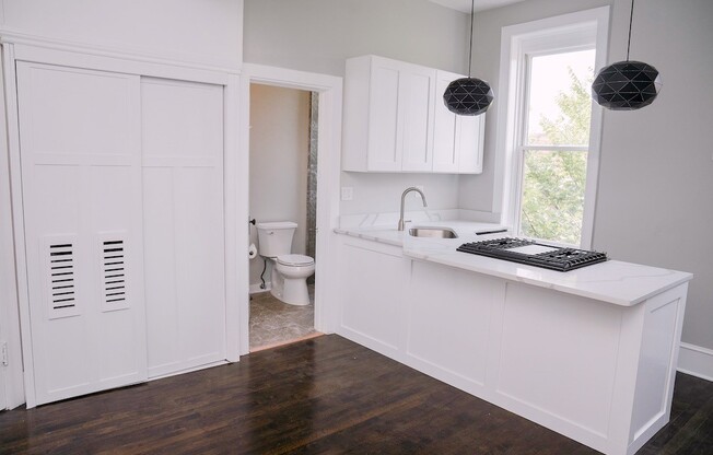 3559 Ashland