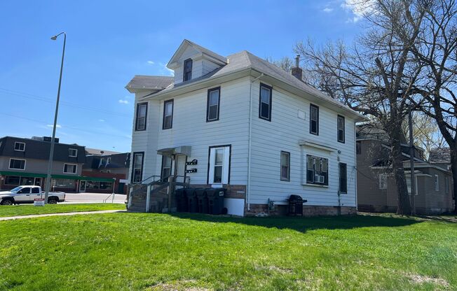 1BR/1BA Apartment in Multi-Family Unit