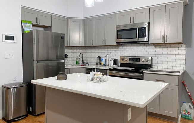 1935-37 Chestnut Street