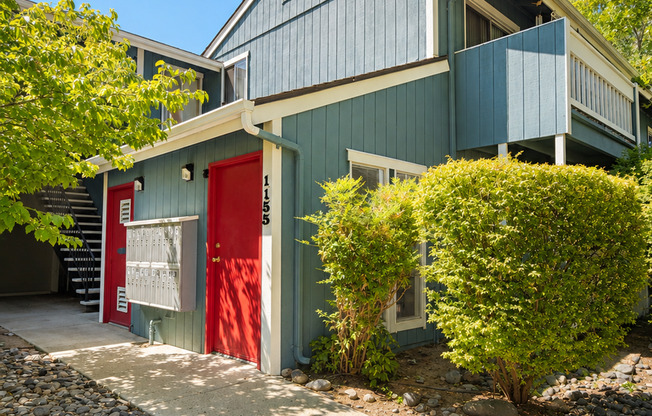 The Cottages at Glenda Way