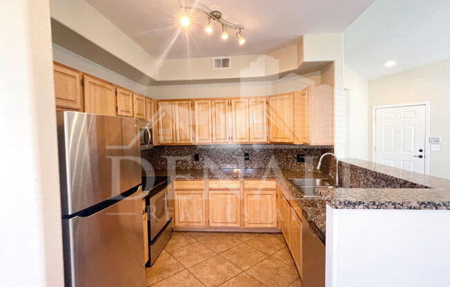 3 beds, 2 baths, 1,215 sqft, $1,895, Unit Unit 1019
