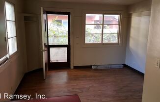 2449 KUHIO AVENUE