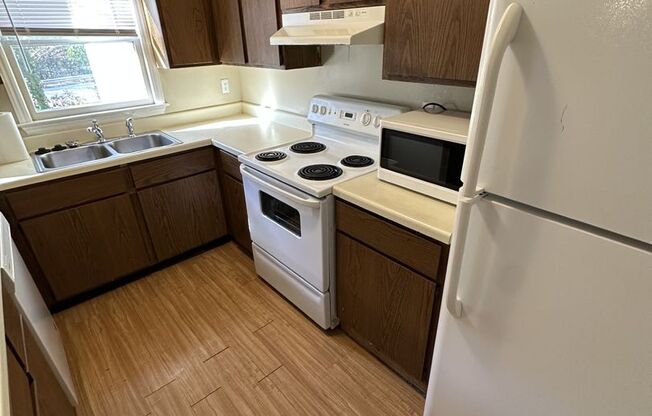 2 Bedroom 2.5 Bathroom!