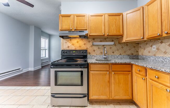 2 beds, 2 baths, 738 sqft, $2,500, Unit 504