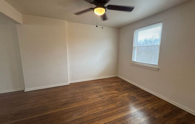 2 beds, 1 bath, $1,250, Unit 394 Wyatt Road