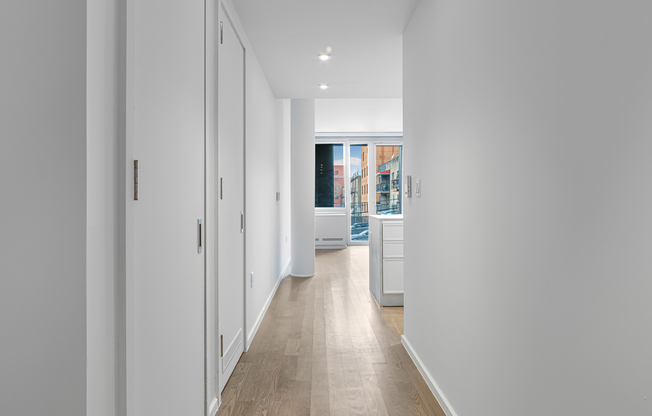 1 bed, 1 bath, 772 sqft, $3,890, Unit 4B