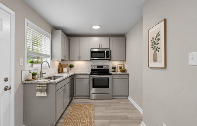 Shenandoah Townhomes | Renovated Townhomes Near Fort Bragg