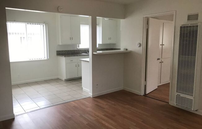 1 bed, 1 bath, $2,025, Unit 2116 E