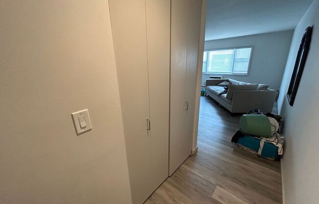 2 beds, 1 bath, $1,395, Unit 218