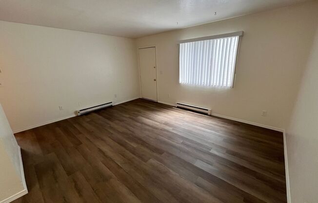 2 beds, 1 bath, 850 sqft, $825, Unit TU3050-12