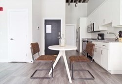 Studio, 1 bath, $3,300, Unit 201