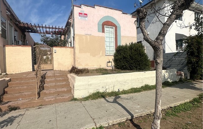 4243 BURNS AVE
