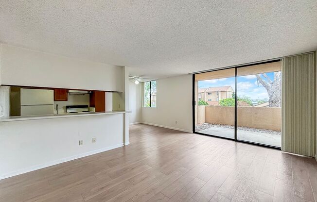 Charming 1BD/1BA Condo in University City W/ Community Pool and On-site Laundry!