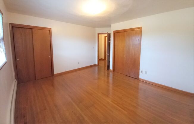 2 beds, 1.5 baths, 900 sqft, $1,440, Unit F-4