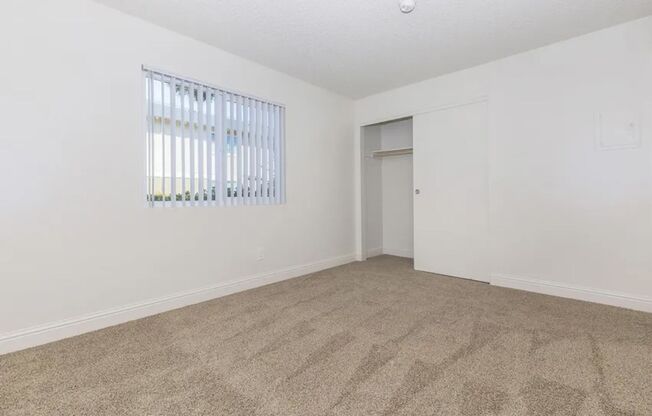 2 beds, 1 bath, 760 sqft, $1,435, Unit 06-106