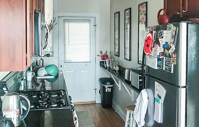 1 bed, 1 bath, 708 sqft, $2,295, Unit 4865-3W