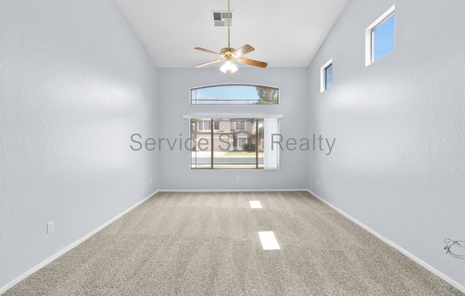 2111 E APPALOOSA RD