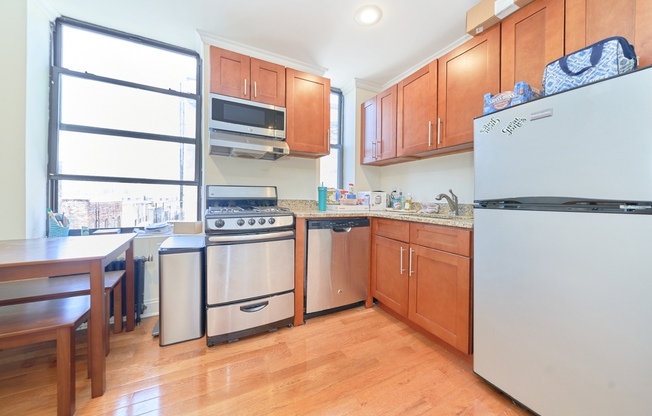 1590 AMSTERDAM AVE