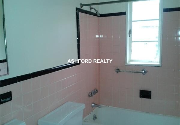 43 THAYER RD