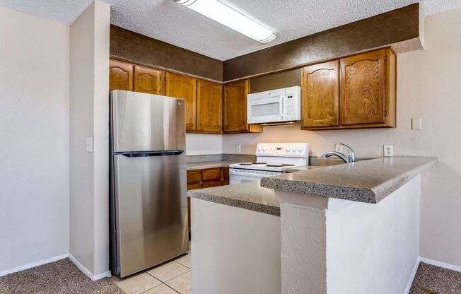 2 beds, 1 bath, $1,500, Unit # 218