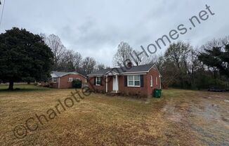 Brick Ranch home Convenient location
